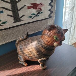 Handcrafted Woven Cat Box - Brown